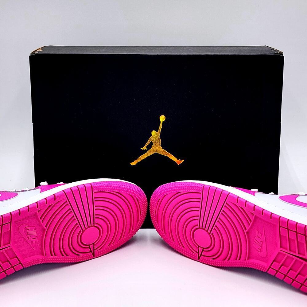 NIKE Air Jordan 1 Low USA (GS) Kids' 6.5Y Retro - Picture 8 of 13